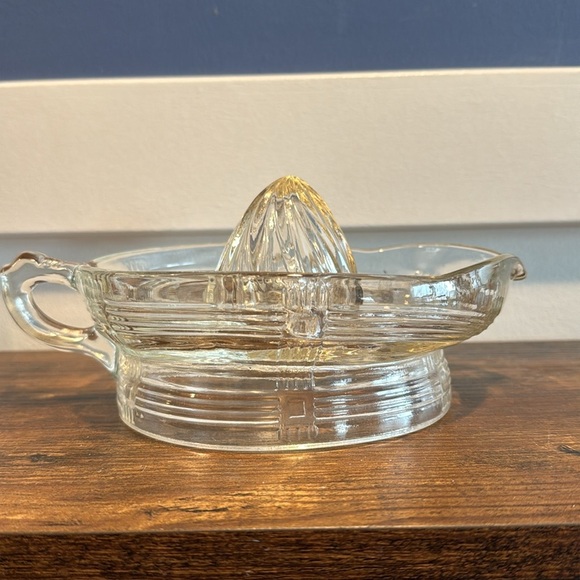 Vintage Plaid Juice Reamer Clear Depression Glass Hazel Atlas Vintage - Picture 3 of 8